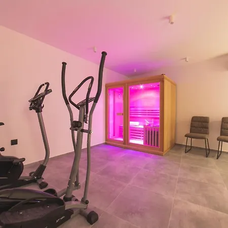 Luxury Favela With Heated Pool *