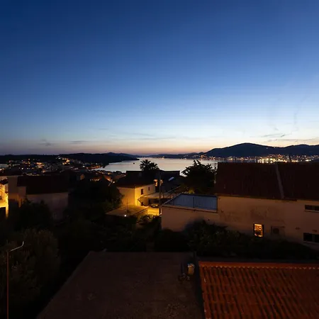 Luxury Favela - Modern Design - Heated Pool - Stunning Sea View * Trogir