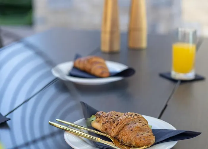 Luxury Favela With Heated Pool טרוגיר