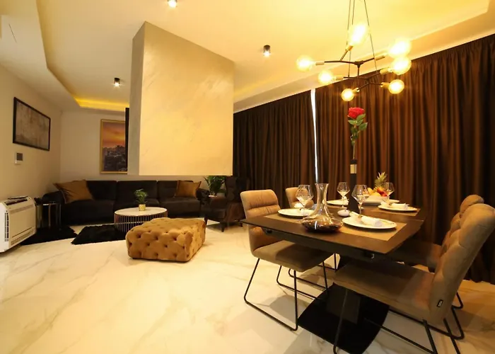 Luxury Villa Favela - Modern Design - Heated Pool - Stunning Sea View فيلة *