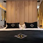 Luxury Favela - Modern Design - Heated Pool - Stunning Sea View * トロギール