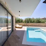 ヴィラ Luxury Favela - Modern Design - Heated Pool - Stunning Sea View