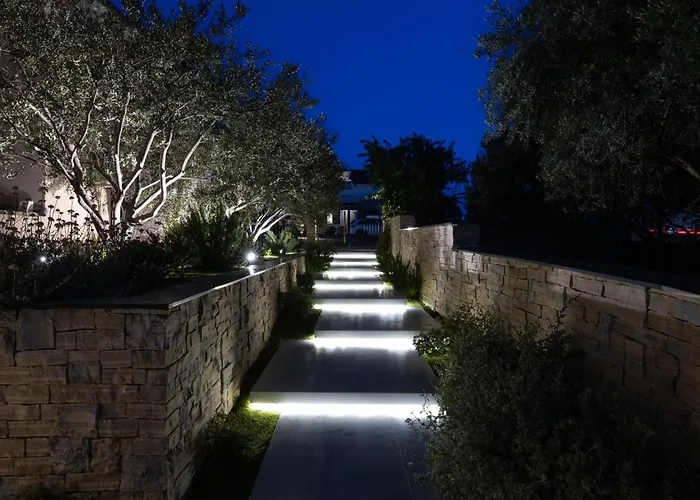 Luxury Villa Favela - Modern Design - Heated Pool - Stunning Sea View Vila Trogir